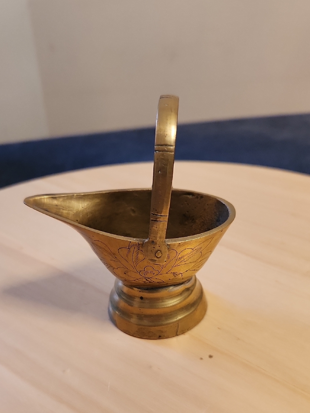 Vintage Chinees Brass Decorative Pourer/Insence Burner Bucket